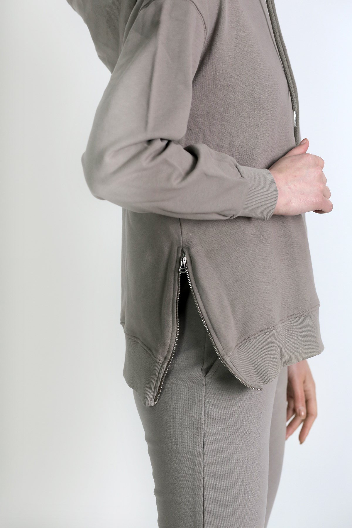 Fermuar Detaylı Sweatshirt Vizon