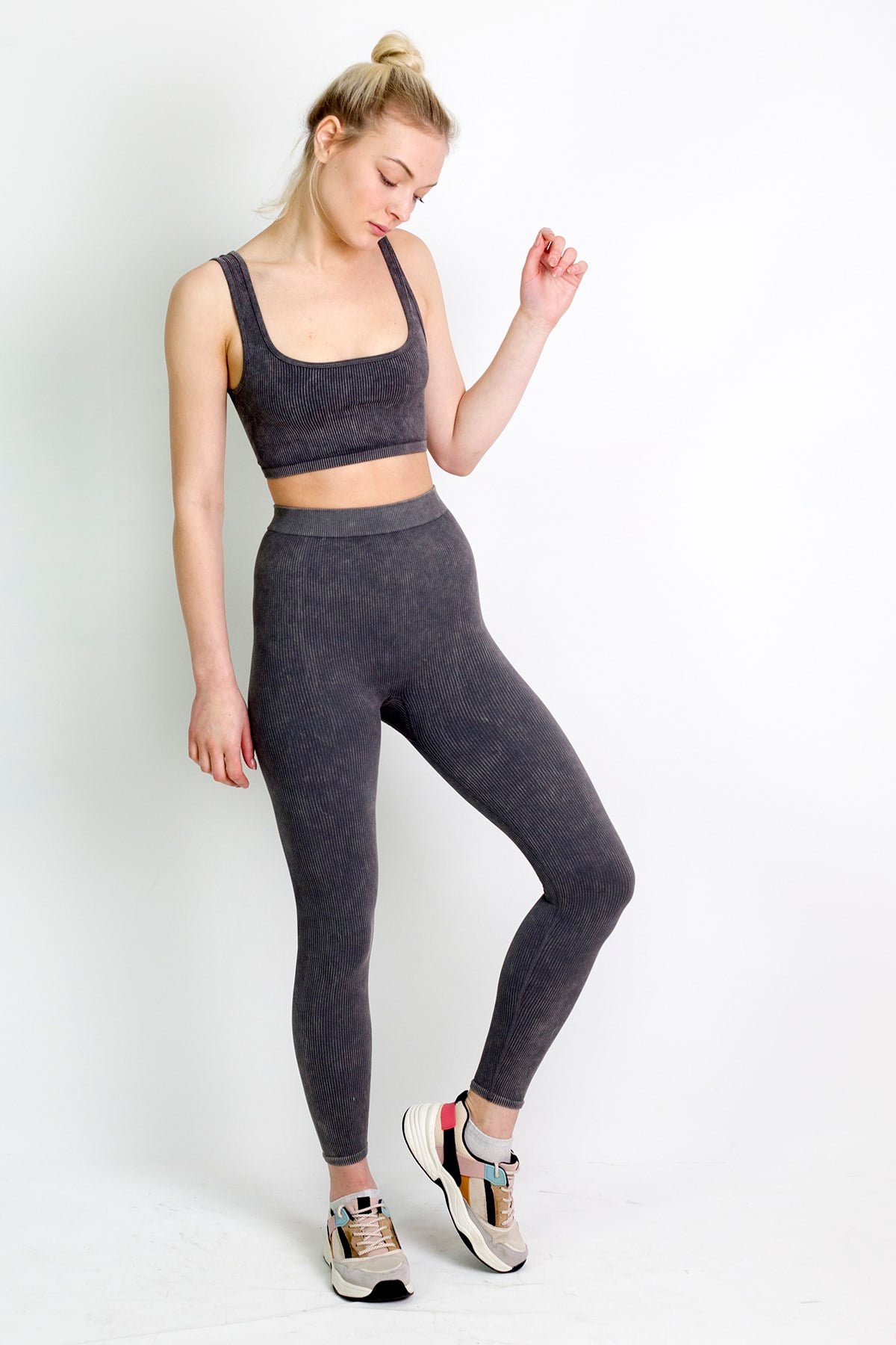 Fitilli Askılı Crop Top Gri