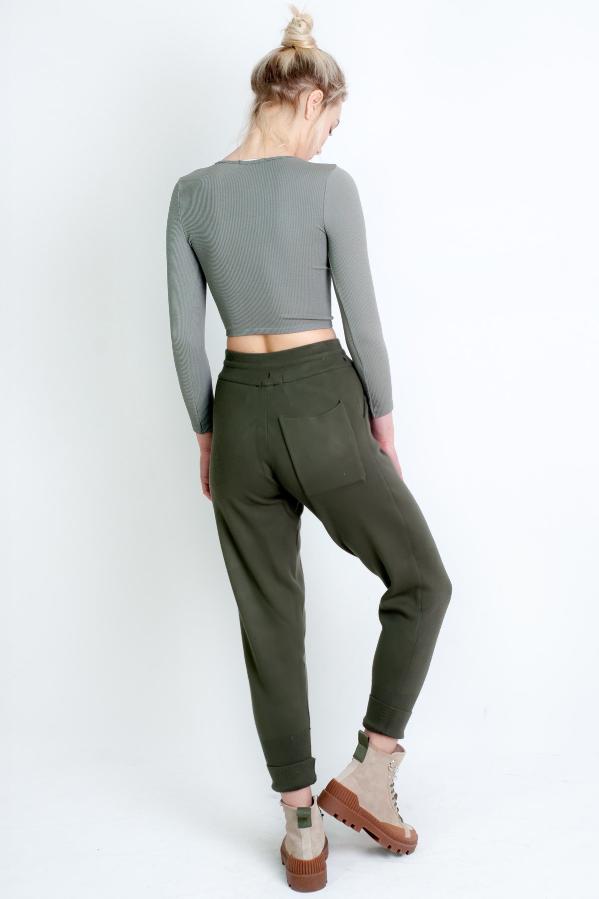 Geniş Yaka Dikişsiz Fitilli Crop Top Haki
