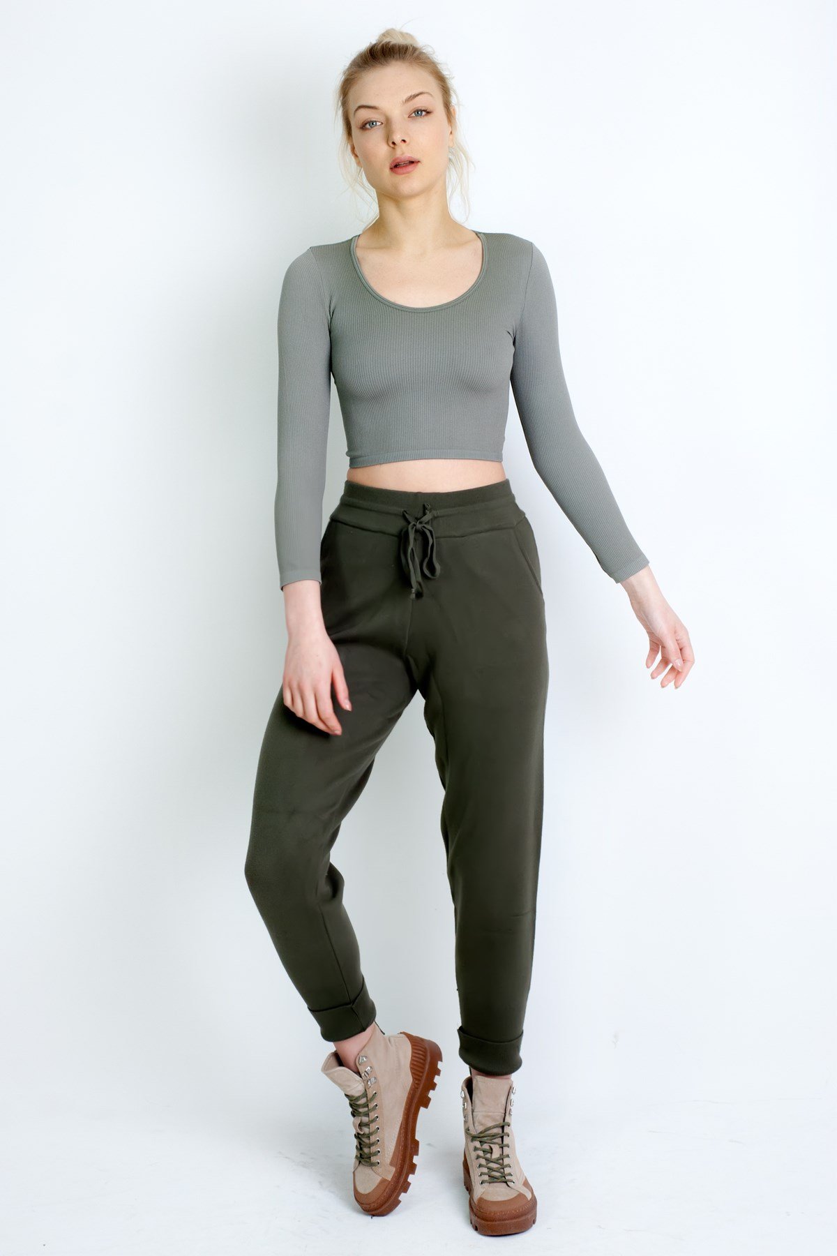 Geniş Yaka Dikişsiz Fitilli Crop Top Haki