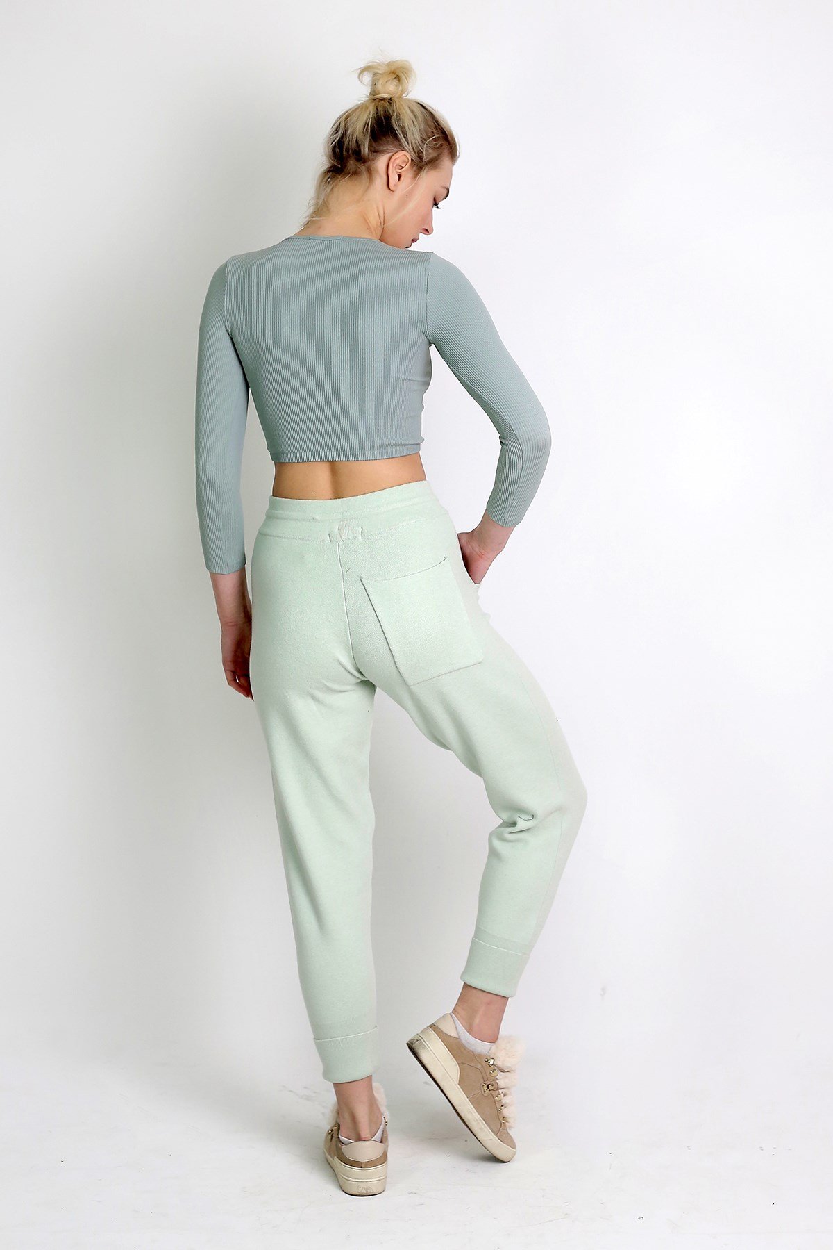 Geniş Yaka Dikişsiz Fitilli Crop Top Yeşil