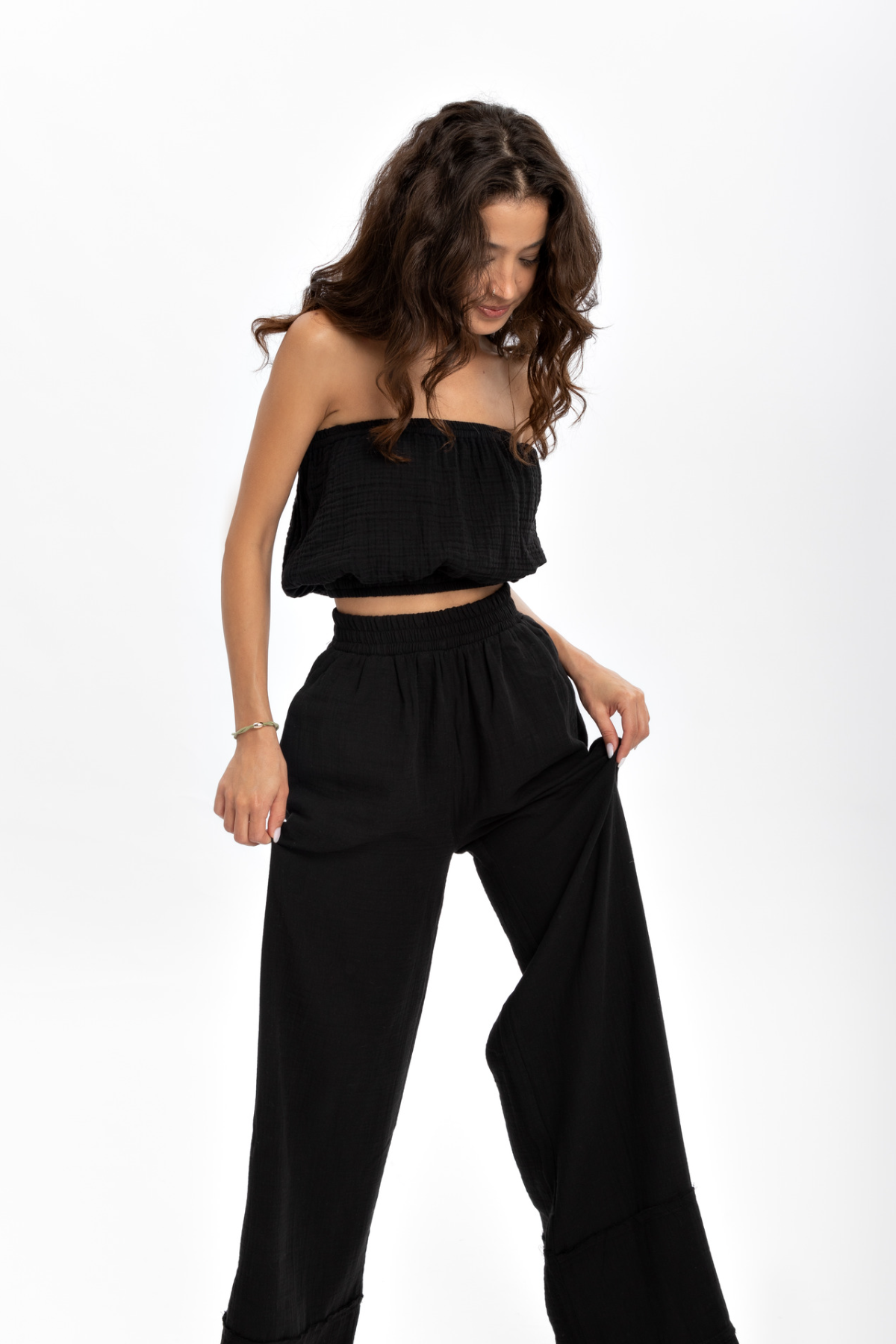 Husufi Siyah Bürümcüklü Crop Top HSFCRTP01_Black