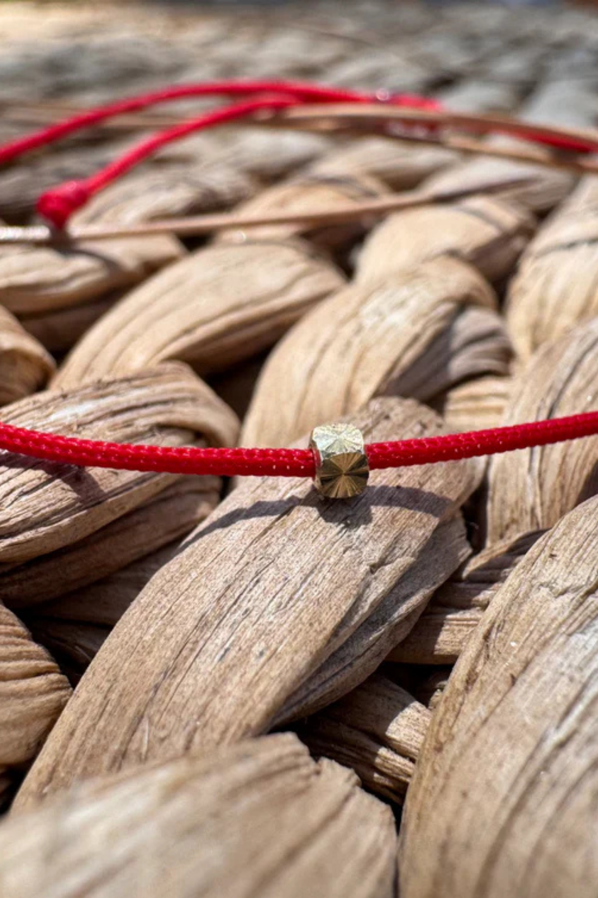 Kırmızı ip Altın Bileklik Kırmızı37