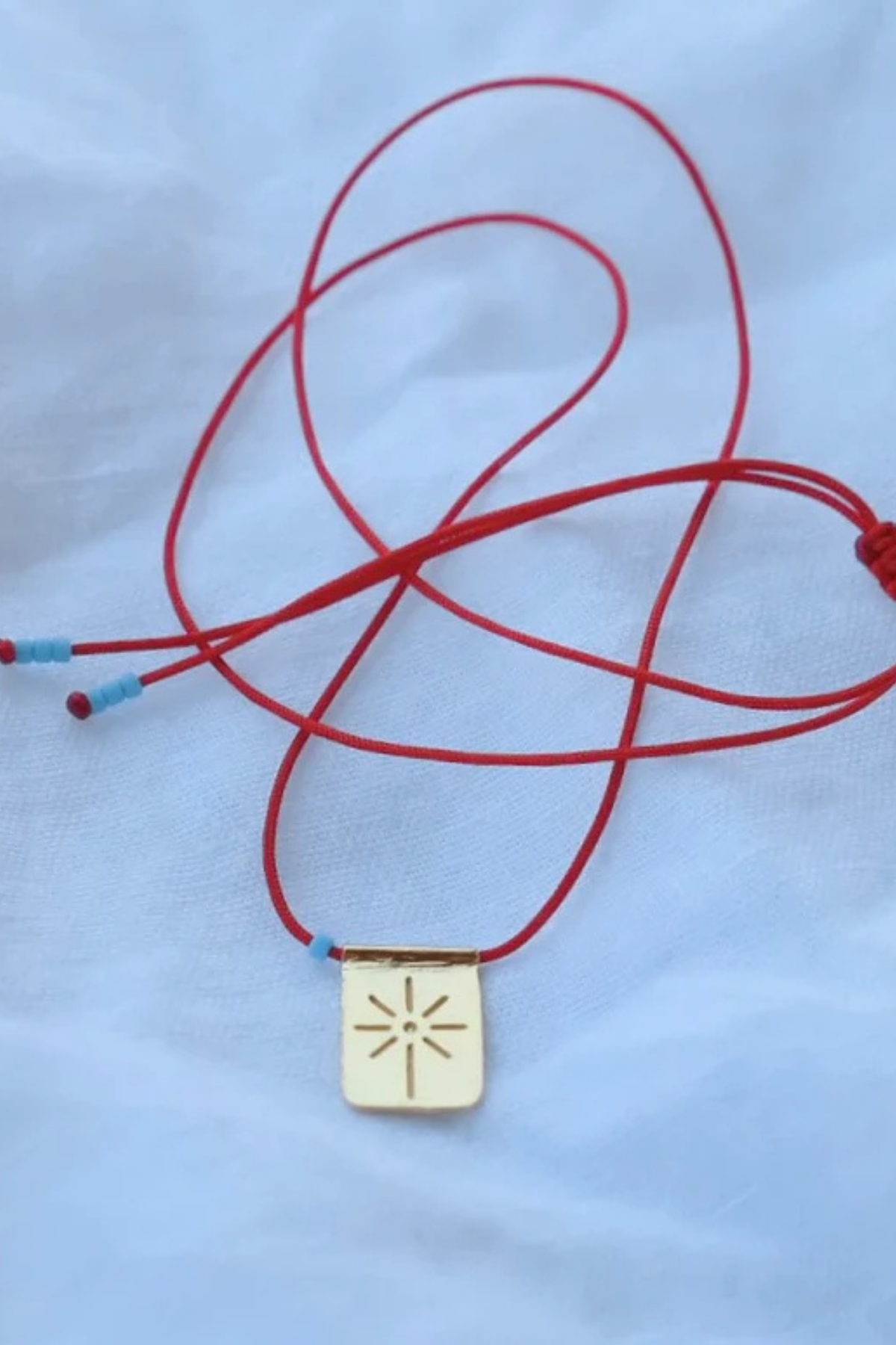 Kırmızı ip gümüş kolye Kırmızı50