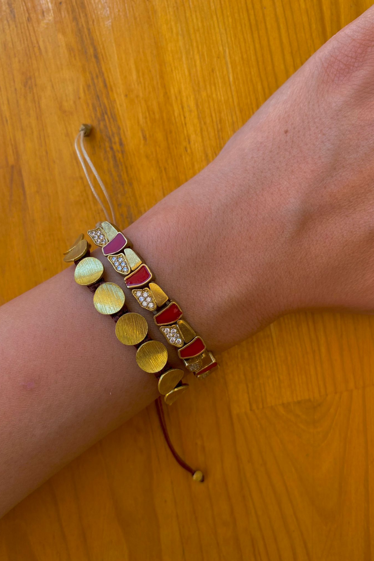 Mitico Jewelry Kırmızı Taşlı Ayarlanabilir Bileklik
