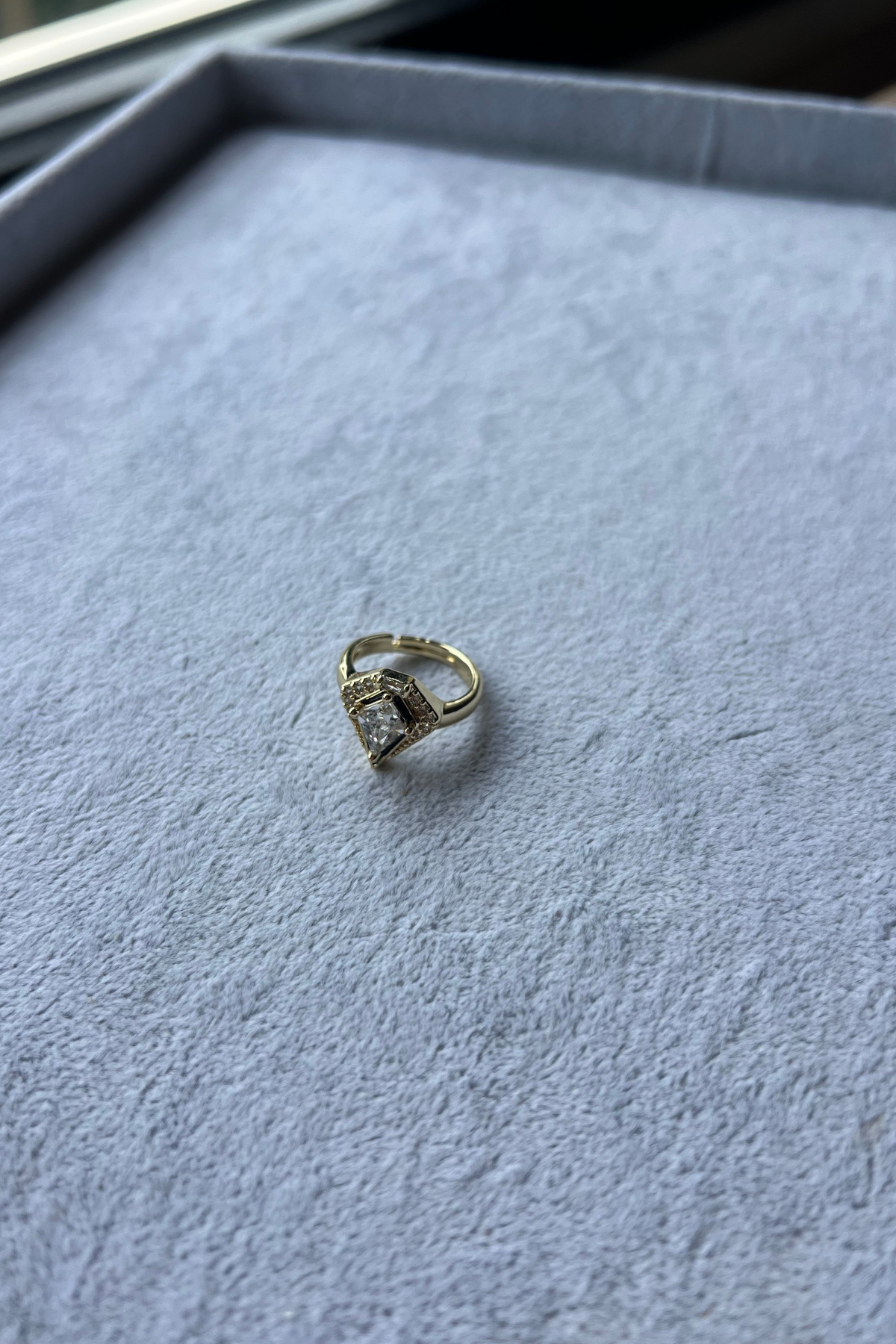 Mitico Jewelry Üçgen Serçe Parmak Yüzüğü