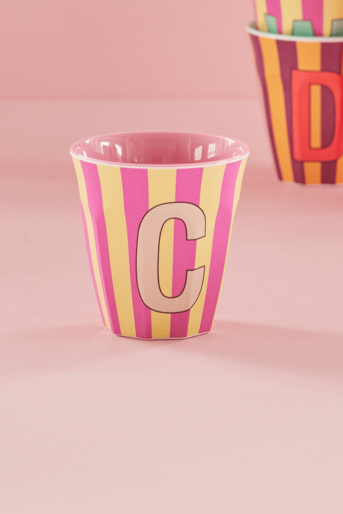Rice Melamin Çizgili Bardak - Pembe C Harfli, MELCU-ALPSTRCI
