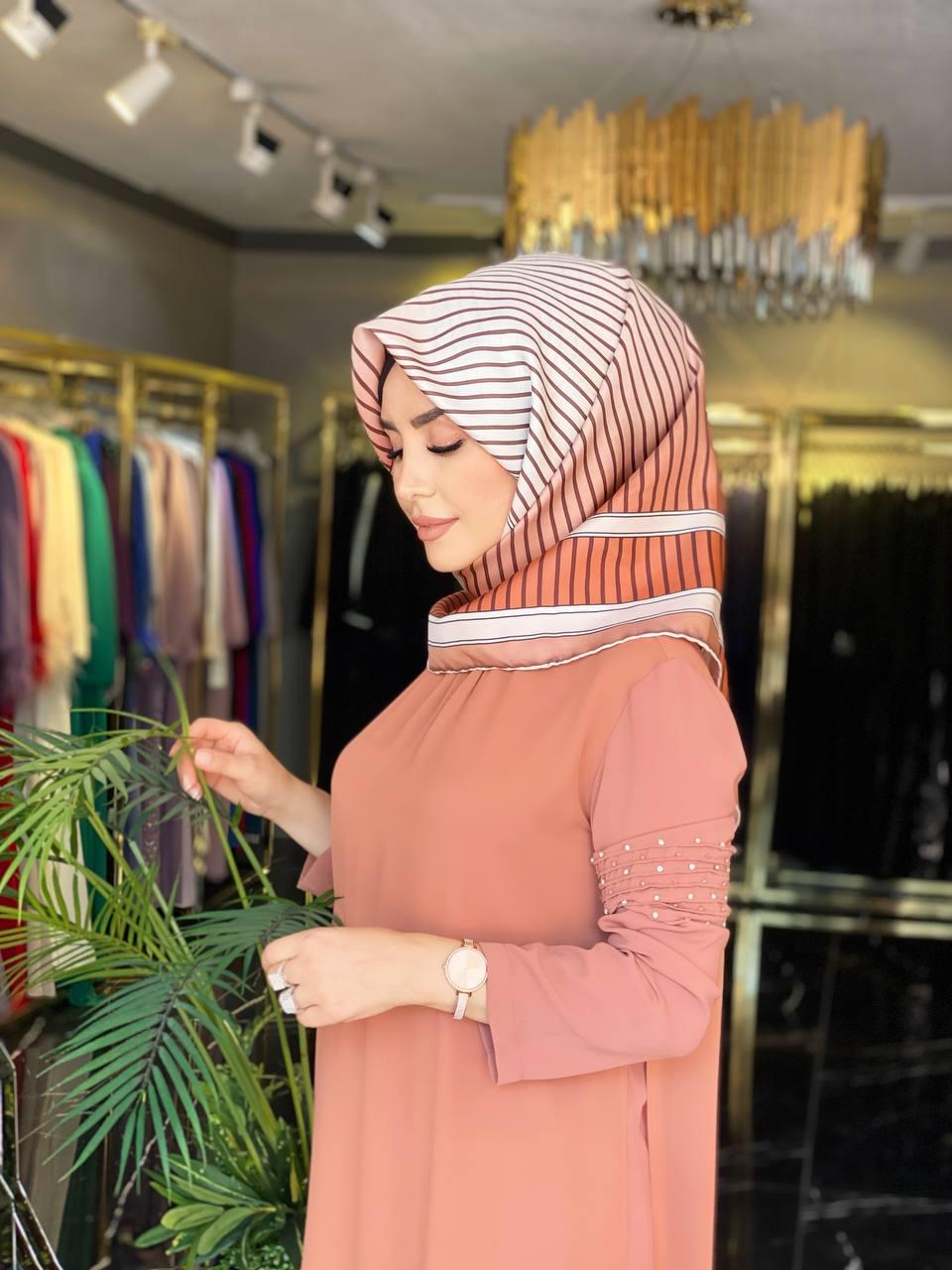 Safiye Başol Eşarp