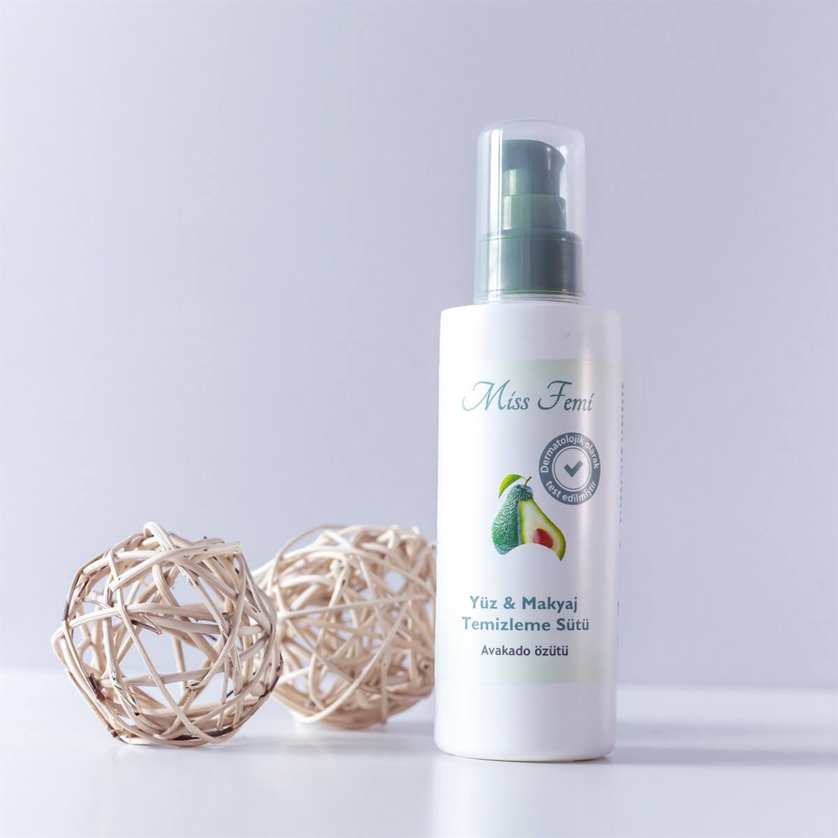 MisedorMisedor Doğal Makyaj Temizleme SütüMisedor Avokado Özütlü Makyaj Temizleme Sütü 150 ml