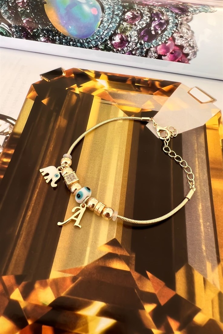 A Harfli ve Beyaz Mineli Fil Figürlü Nazar Bileklik Gold