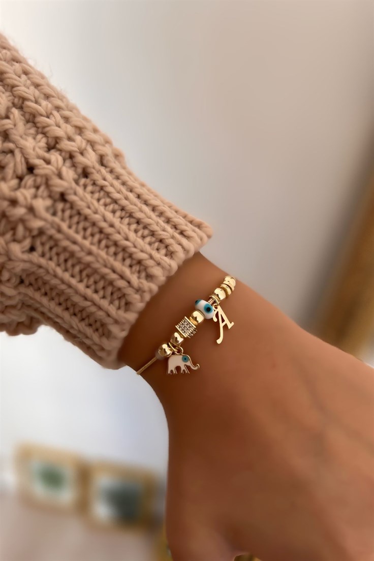 A Harfli ve Beyaz Mineli Fil Figürlü Nazar Bileklik Gold