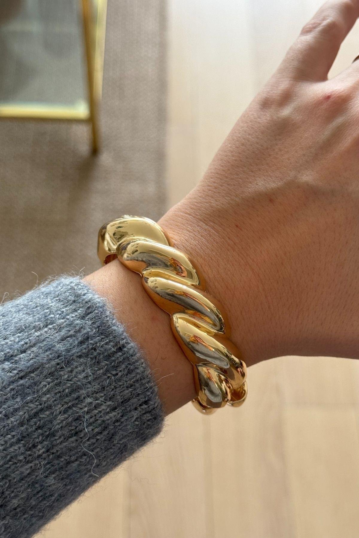 Çelik Burgu Kelepçe