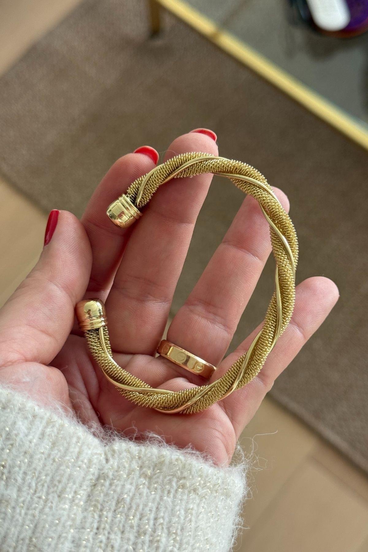 Çelik Burgu Model Kelepçe