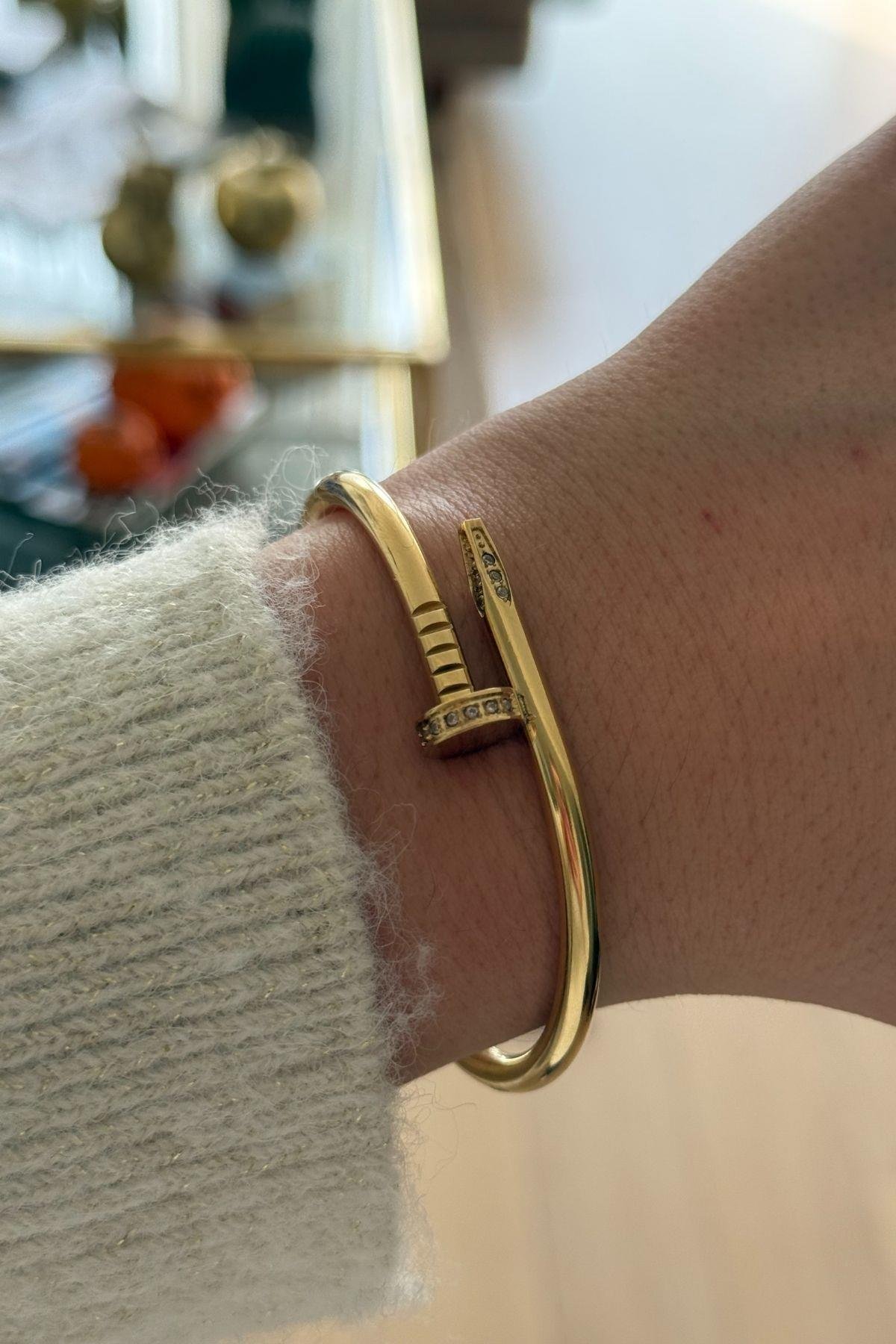 Çelik Çivi Model Kelepçe