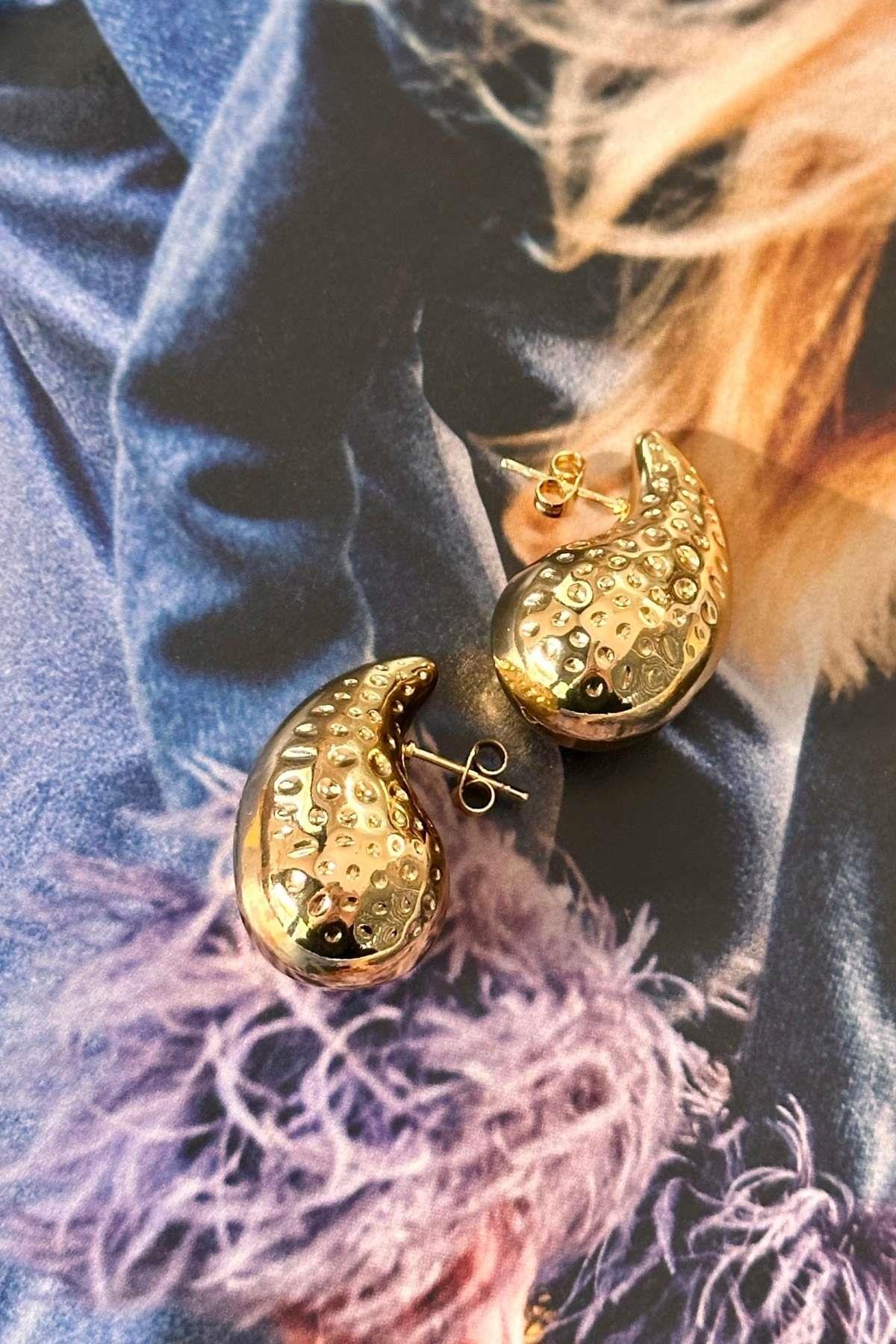 Çelik Desenli Marka Model Küpe