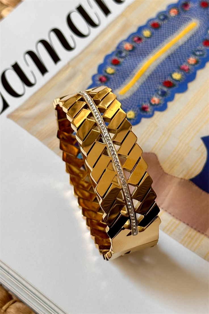 Çelik Kalın Tamtur Zirkon Taş Detaylı Kelepçe