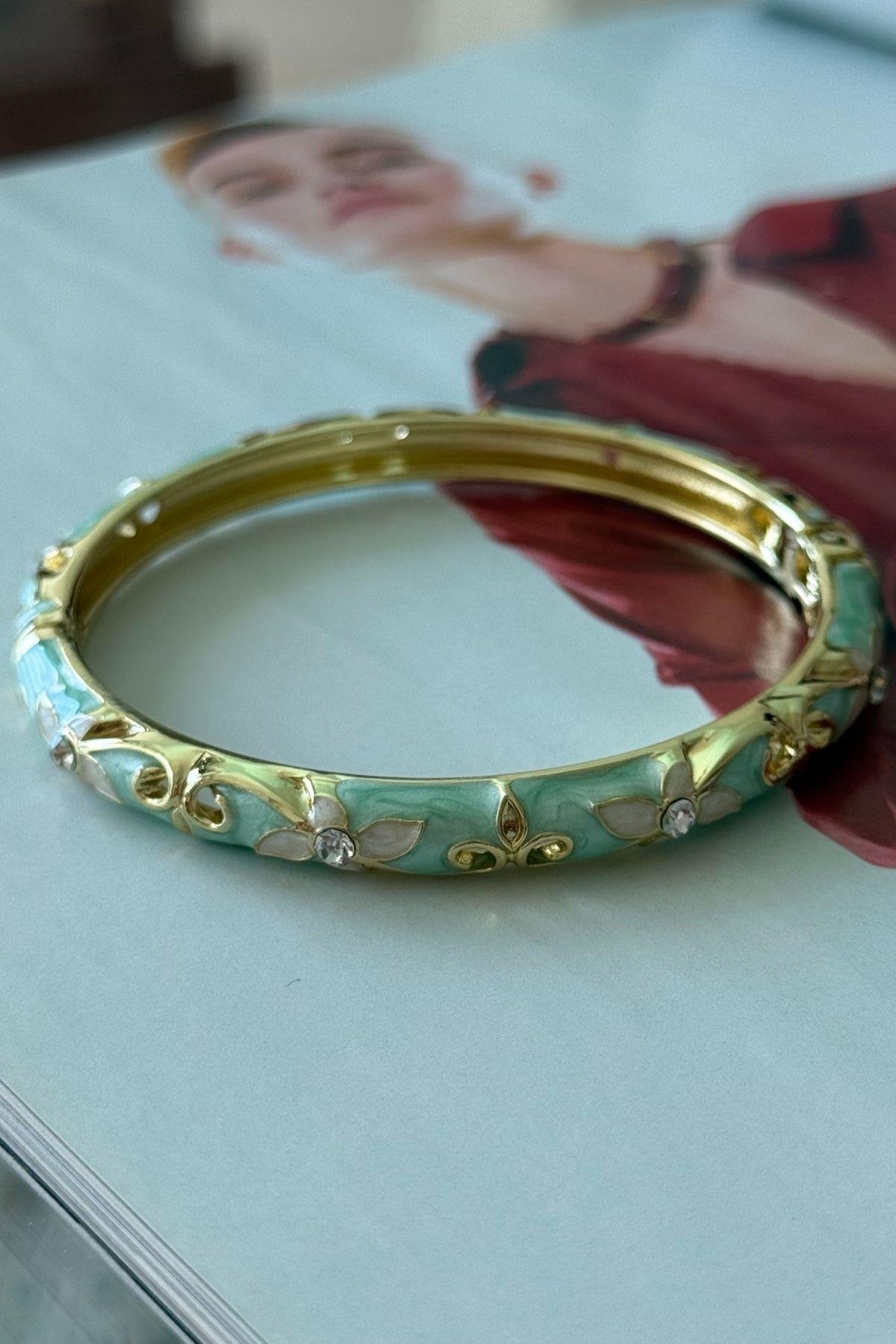 Çelik Mineli Su Yeşili Renkli Çiçek Kelepçe