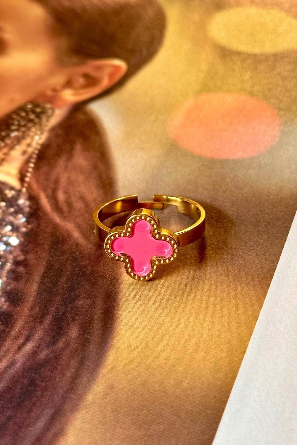 Çelik Pembe Yonca Yüzük