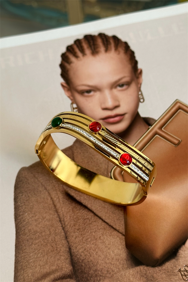 Çelik Zirkon Taşlı Şeritli Renkli Taşlı Kelepçe