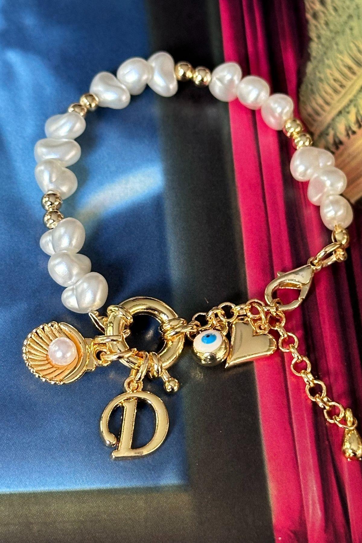 D Harfli İnci Model İstiridye,Nazar ve Kalp Sallantılı Tasarım Bileklik