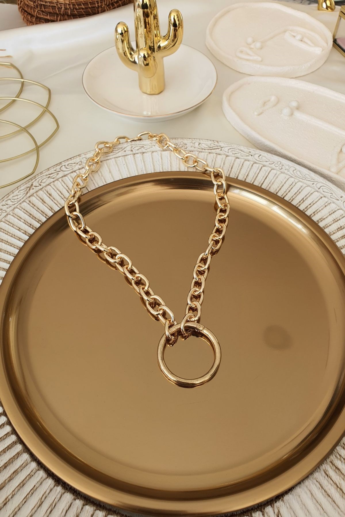 Daire Plaka Model Vintage Kolye Gold