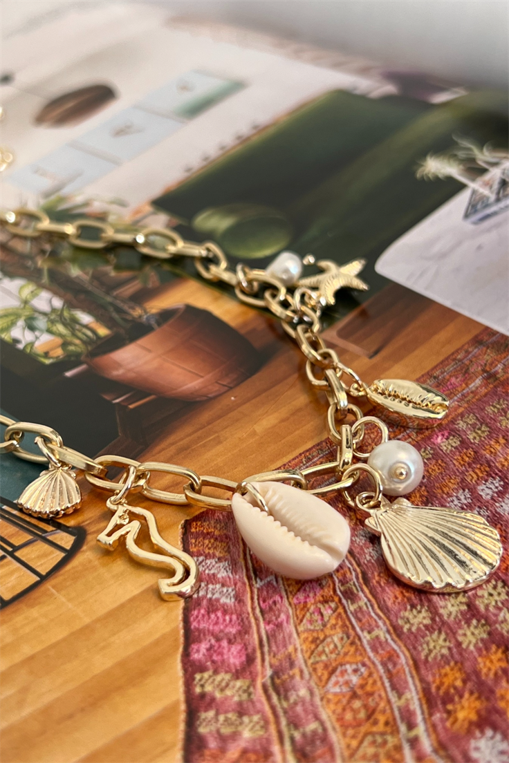 Deniz Atı İstiridye Ve Deniz Kabuğu Sallantılı Kolye Gold