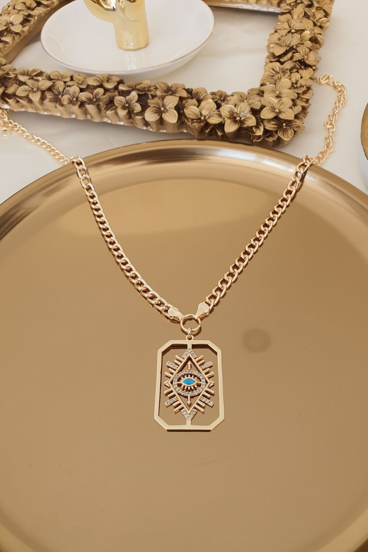 Dikdörtgen Model Göz Kolye Gold