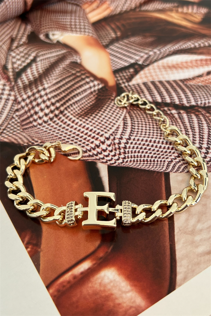 E Harfli Zincir Bileklik Gold