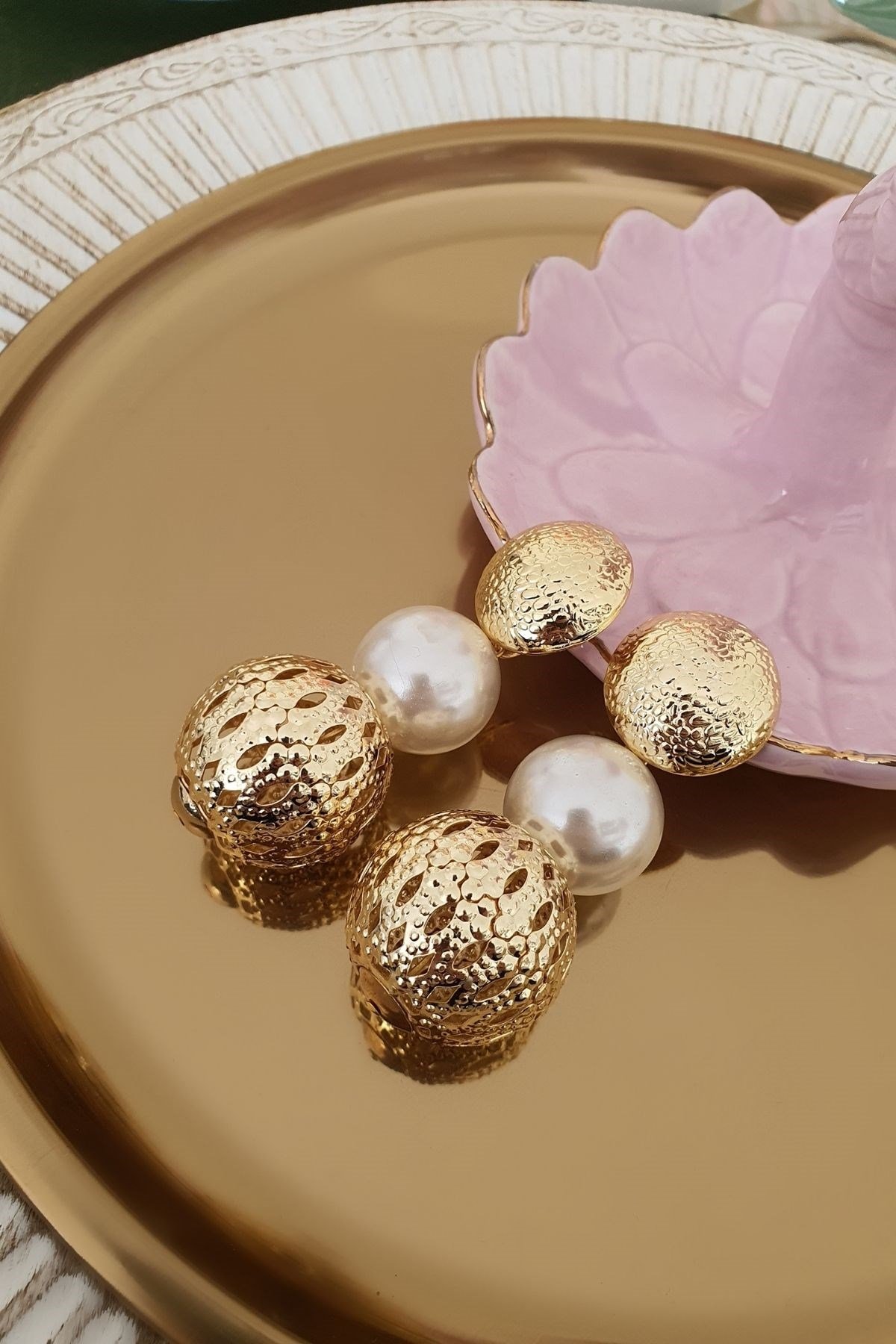 Gold İnci Detaylı Vintage Küpe Gold