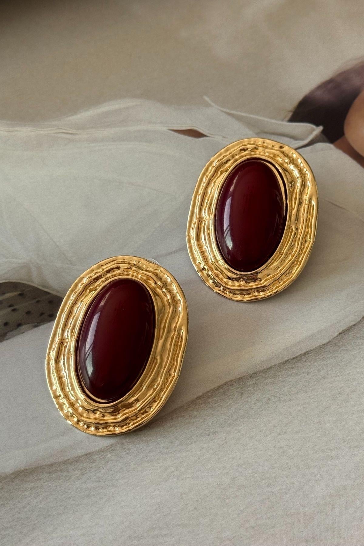 Gold Oval Model Bordo Küpe