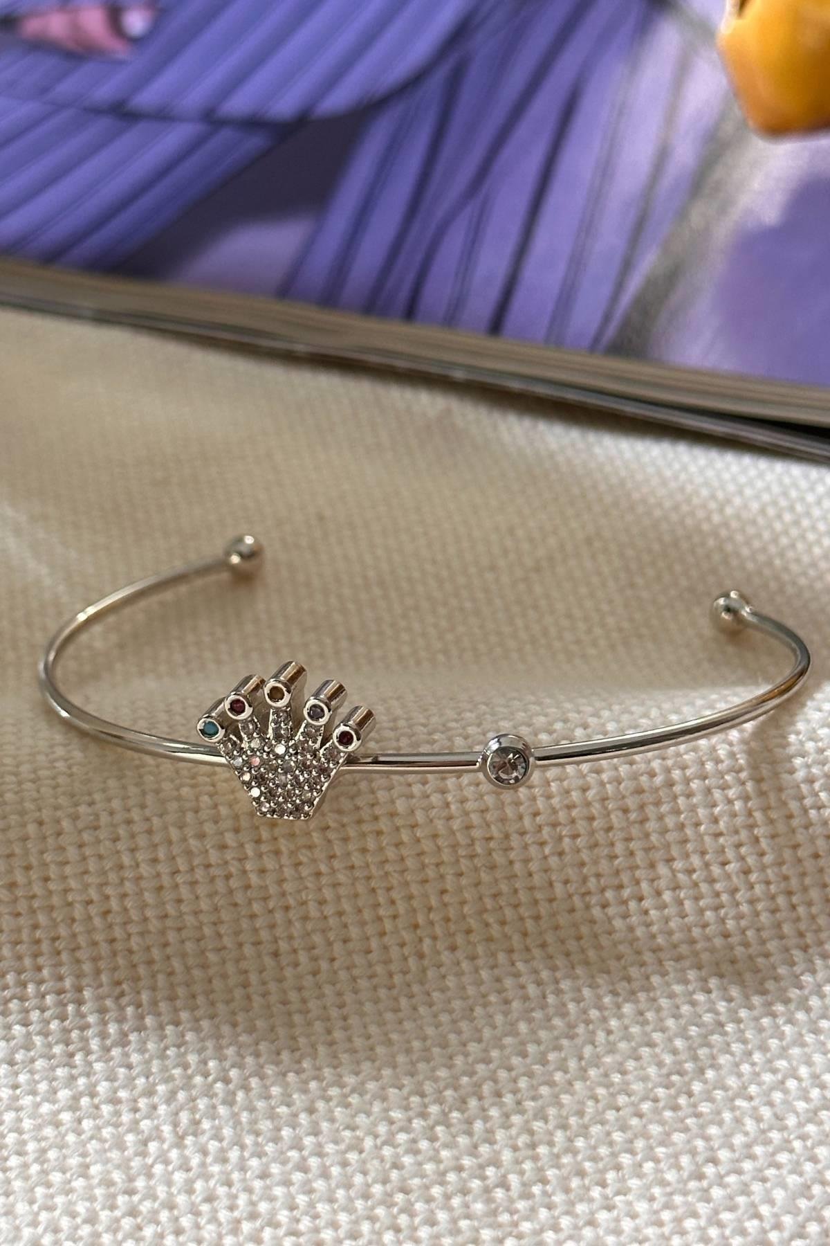 Gümüş Renk Taç Model Altı Açık Kelepçe