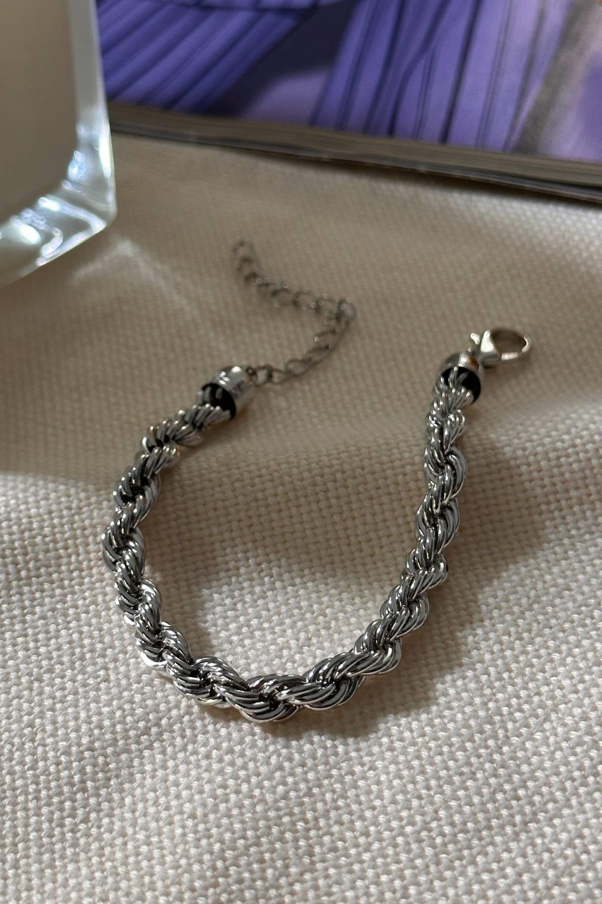 Gümüş Renkli Burgu Bileklik