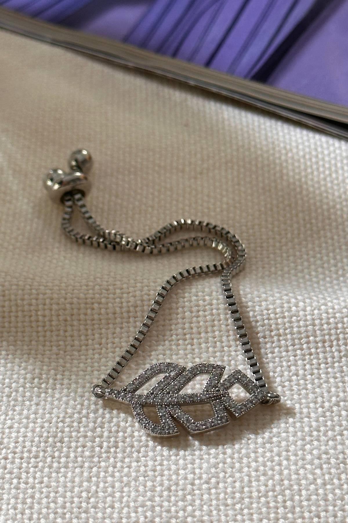 Gümüş Renkli Yaprak Model Bileklik