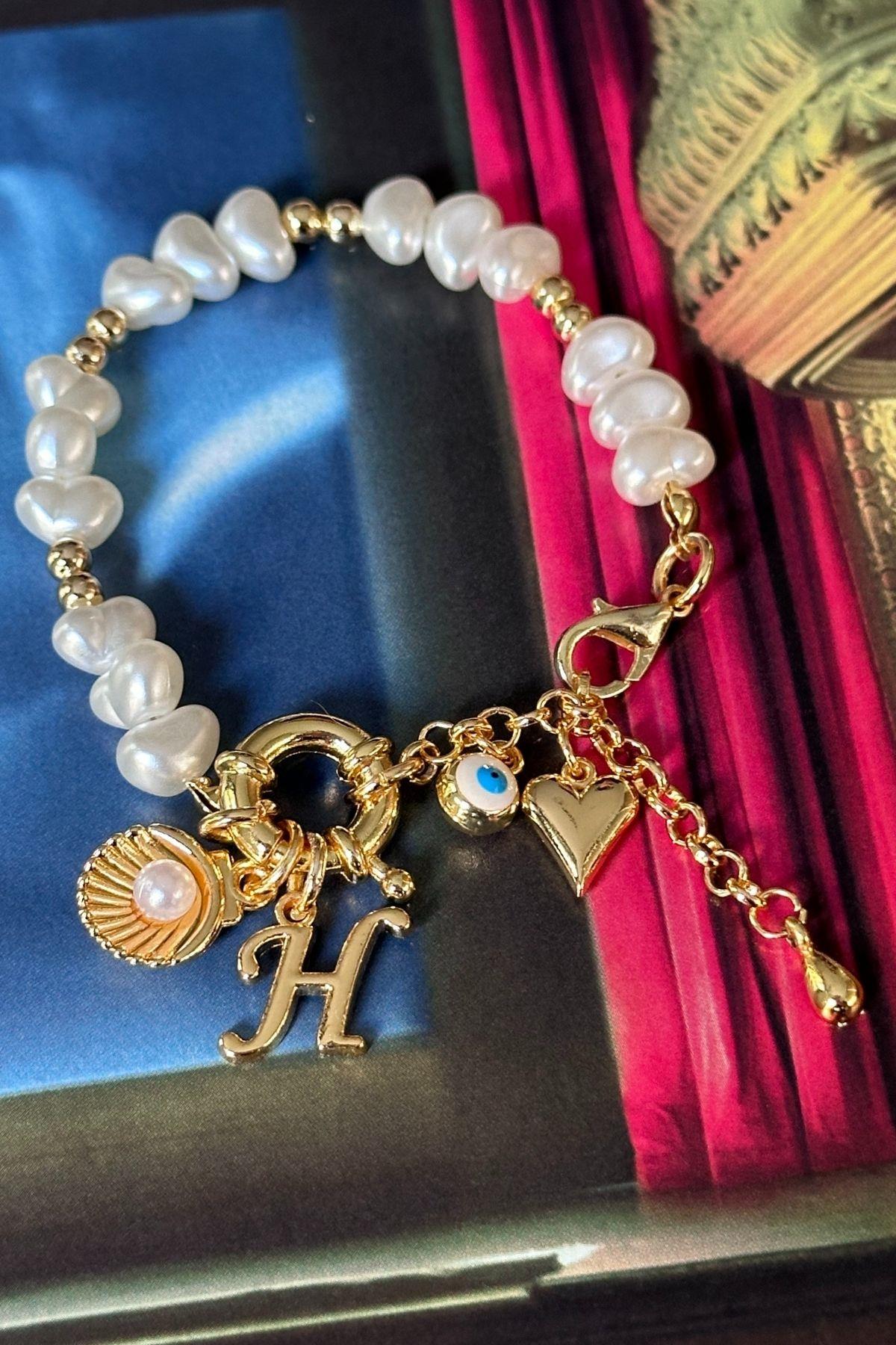 H Harfli İnci Model İstiridye,Nazar ve Kalp Sallantılı Tasarım Bileklik