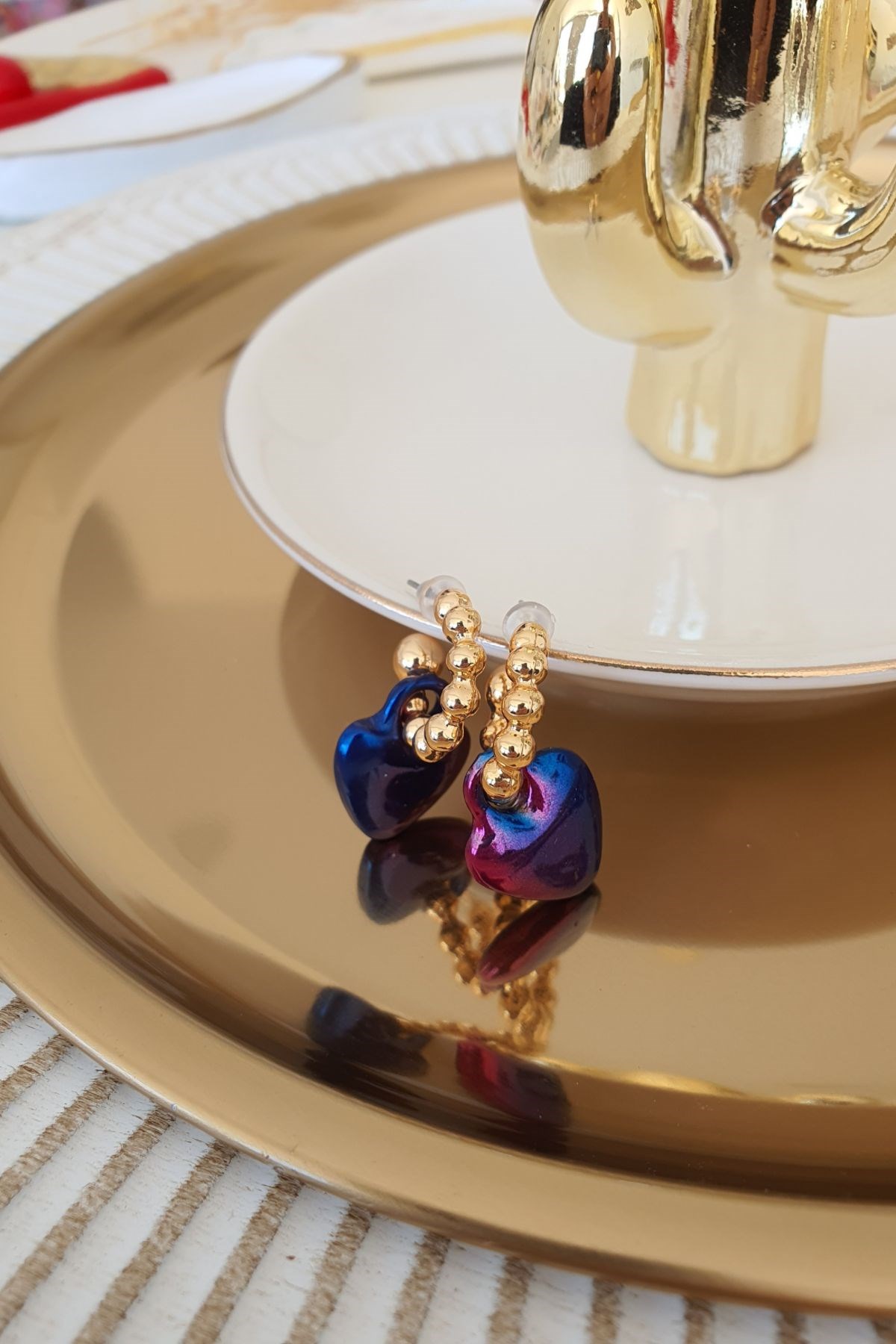 Hematit Kalp Model Topçuk Küpe Gold
