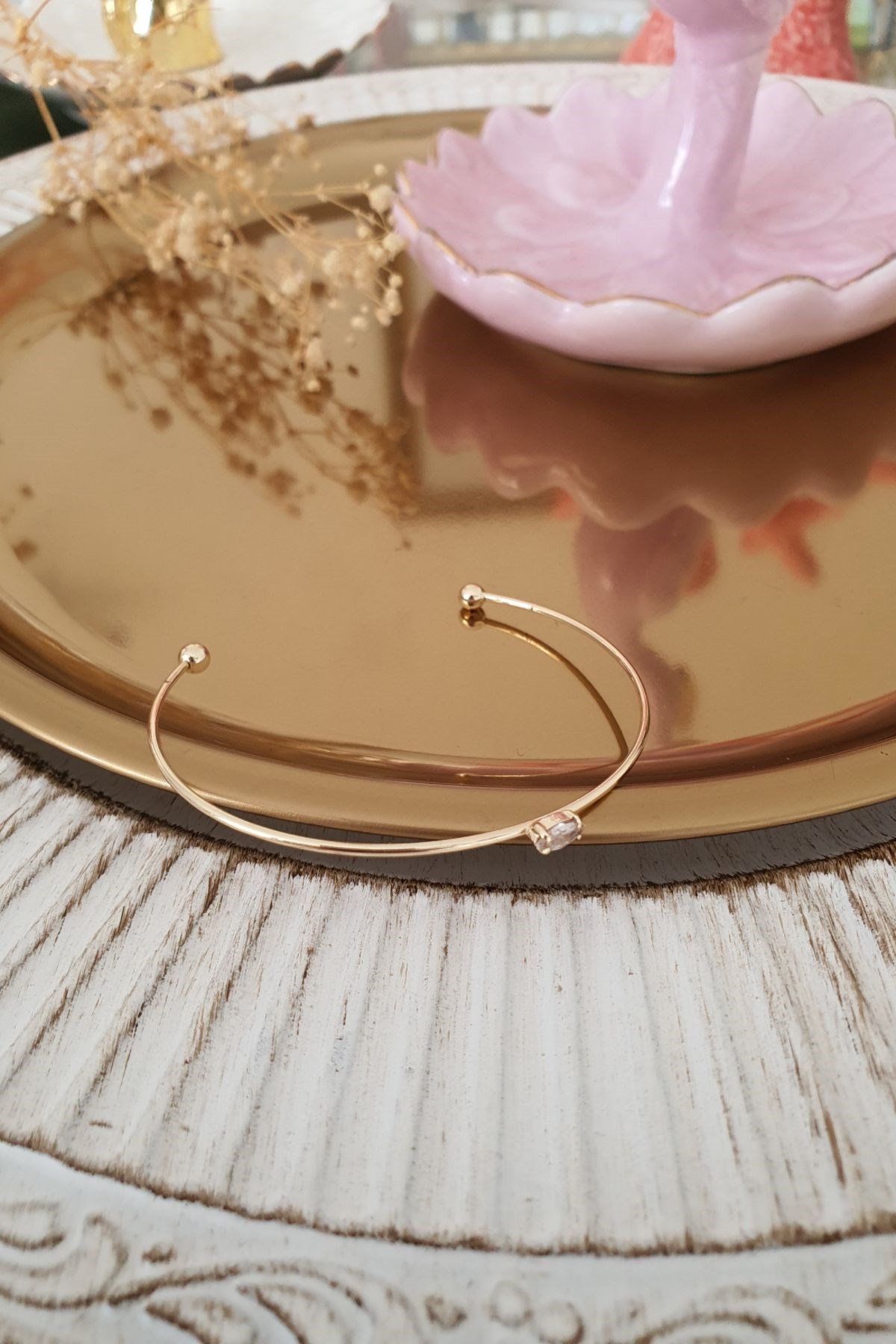 İnce Taşlı Altı Açık Model Kelepçe Gold