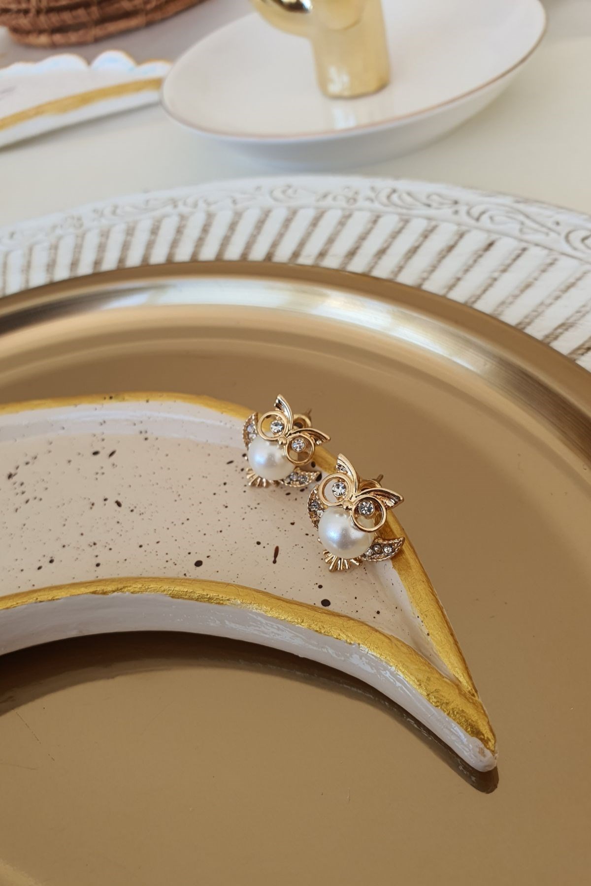 İnci Detaylı Baykuş Küpe Gold