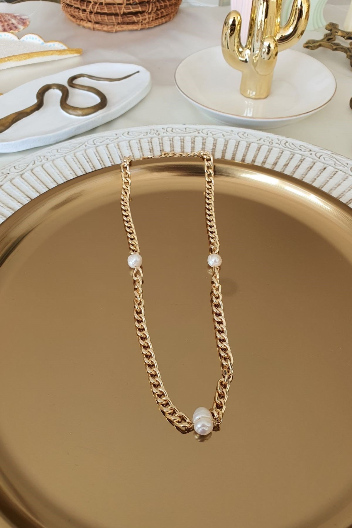İncili Zincir Model Kolye Gold