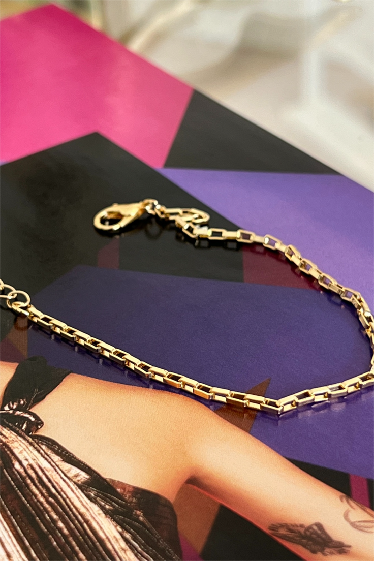 Kare Zincirli Bileklik