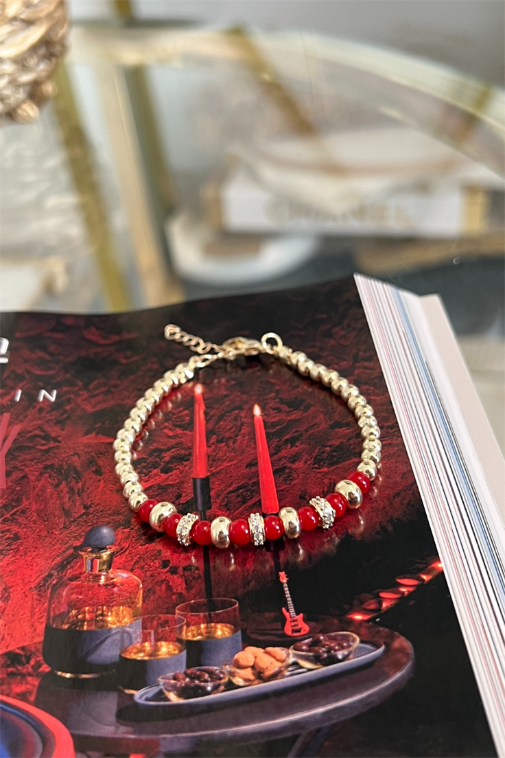 Kırmızı Boncuklu Topçuk Bileklik Gold