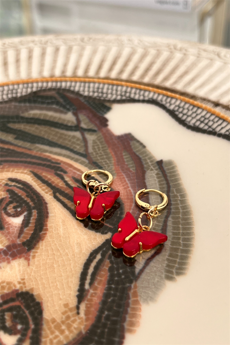 Kırmızı Kelebek Model Küpe Gold