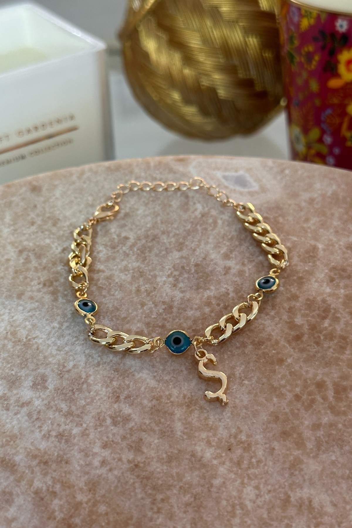 Kişiye Özel Harfli Altın Kaplama Üç Nazarlı Ş Harf Zincir Bileklik