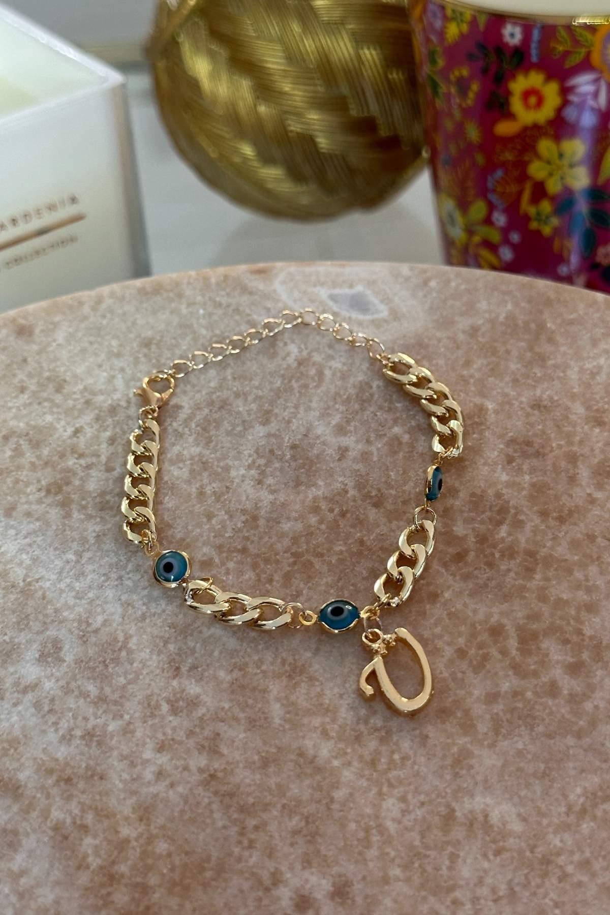 Kişiye Özel Harfli Altın Kaplama Üç Nazarlı Ü Harf Zincir Bileklik