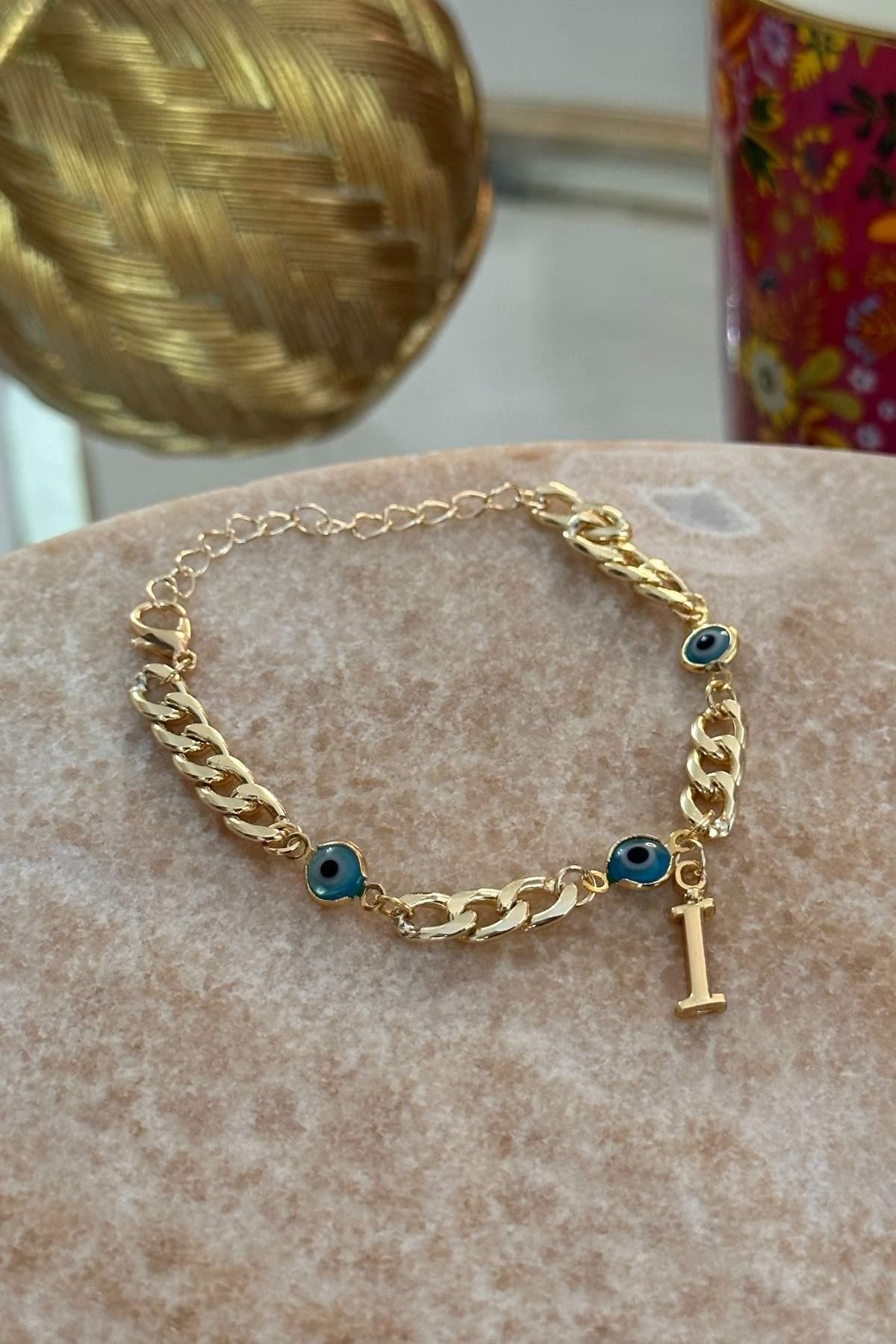 Kişiye Özel Harfli Altın Kaplama Üç Nazarlı İ Harf Zincir Bileklik