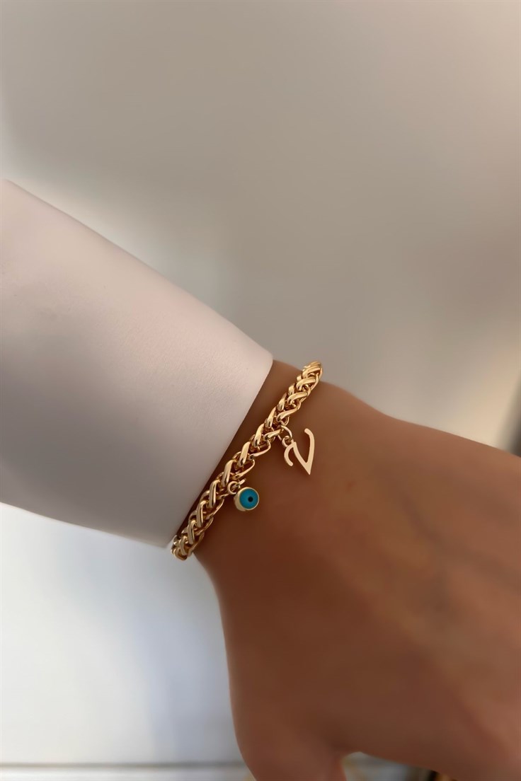 Kişiye Özel Kalın Zincir Model V harfli ve Nazarlı Bileklik Gold