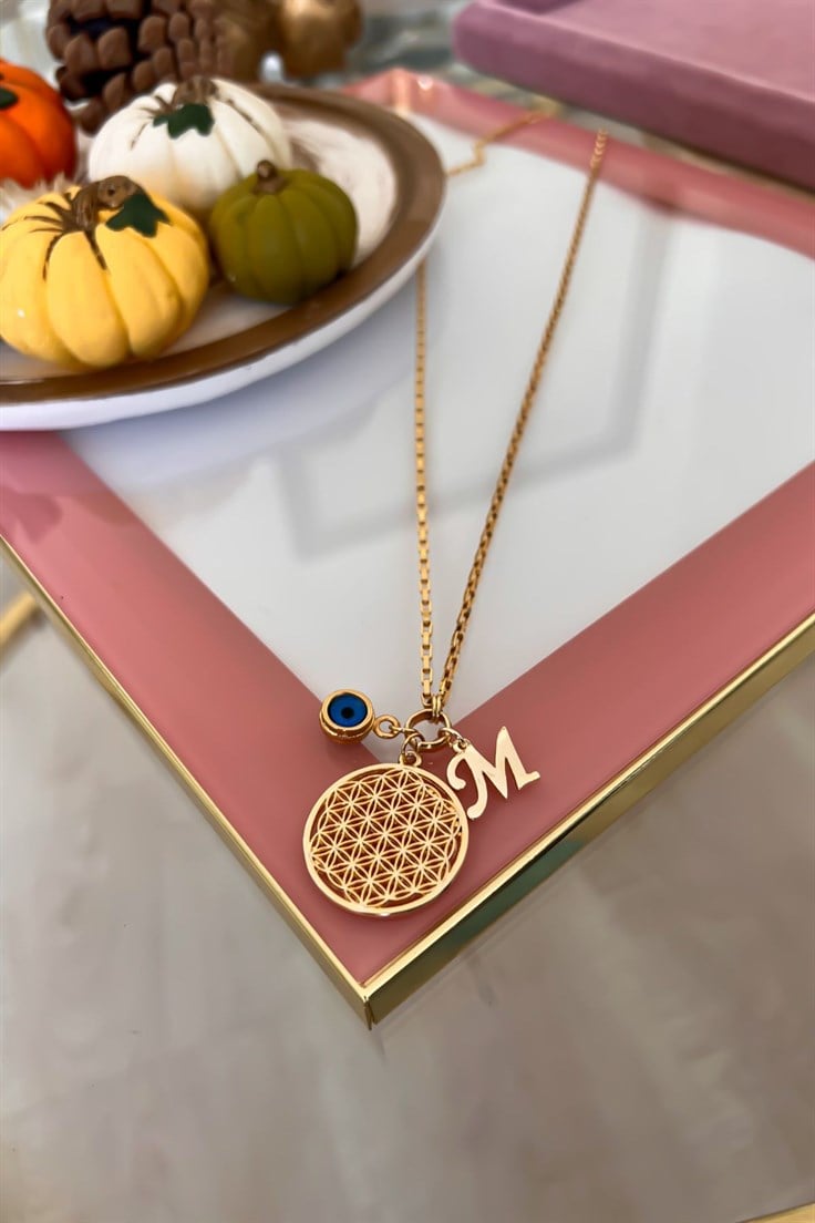 Kişiye Özel M Harfli ve Nazar Sallantılı Yaşam Çiçeği Kolye Gold