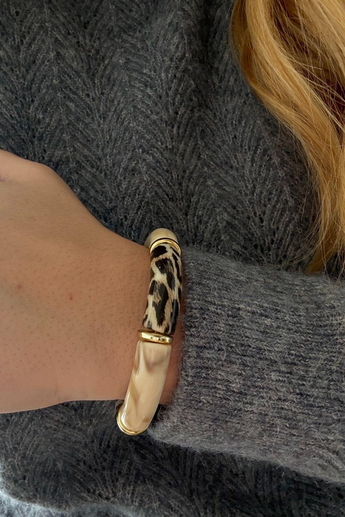 Krem Renkli Lastikli Bileklik