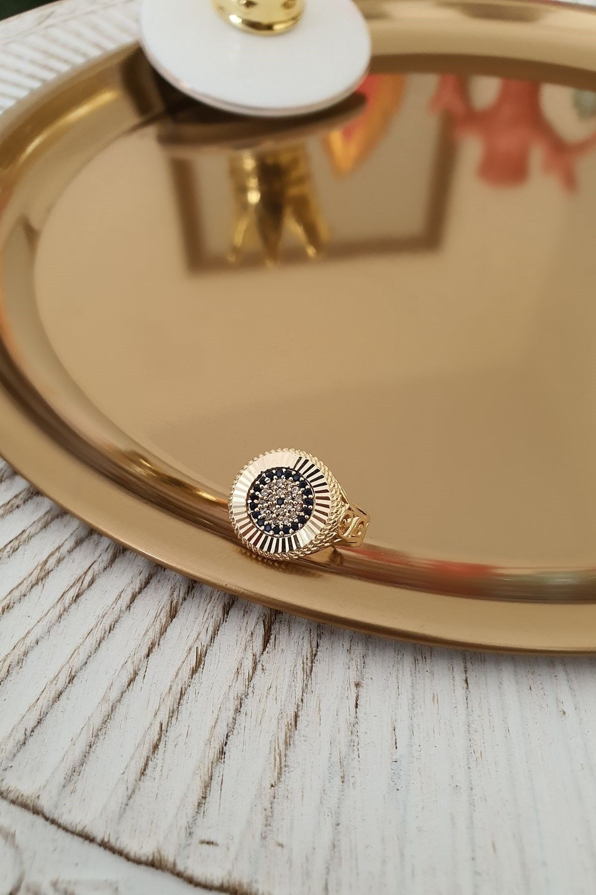Lazer Kesimli Nazar Model Vintage Yüzük Gold