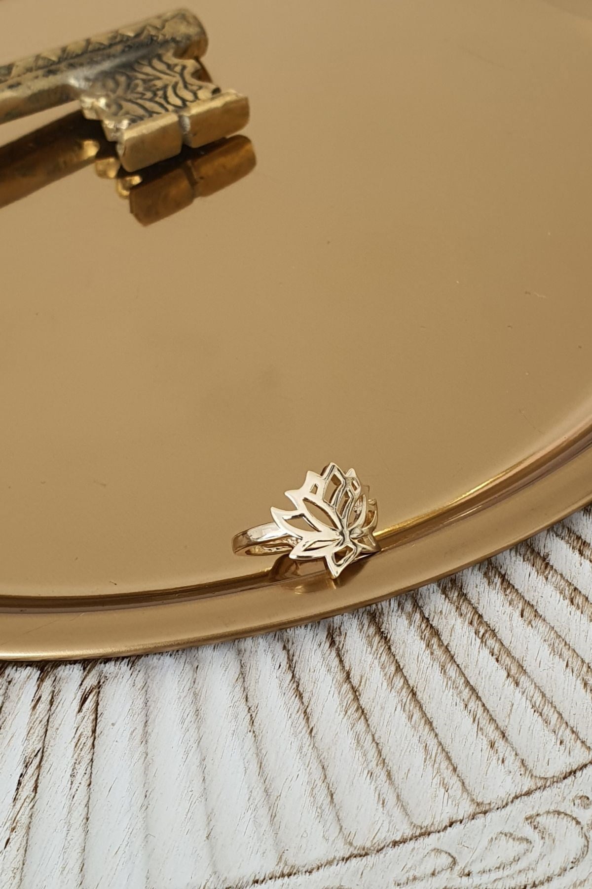 Lotus Çiçeği Model Yüzük Gold
