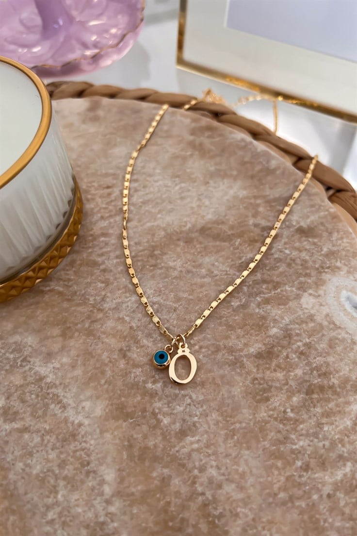 Ö Harfli ve Nazar Sallantılı İnce Zincirli Kolye Gold